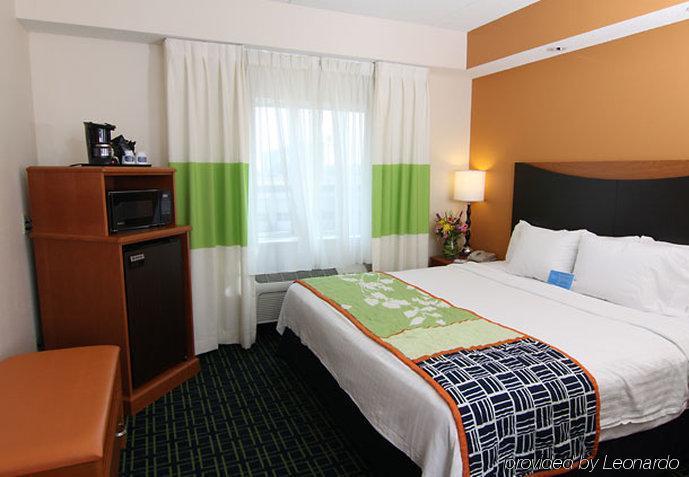 Fairfield Inn & Suites Minneapolis-St. Paul Airport Mendota Heights Room photo