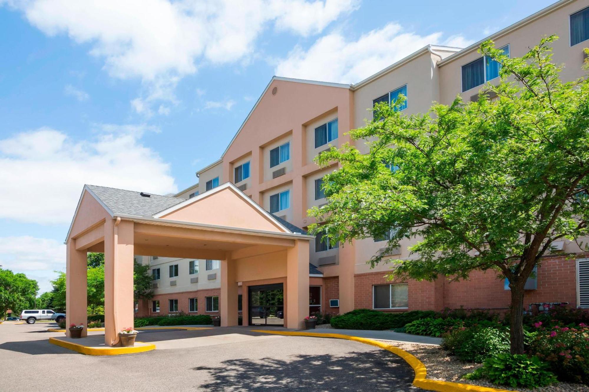 Fairfield Inn & Suites Minneapolis-St. Paul Airport Mendota Heights Exterior photo